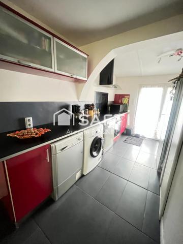 Talence maison de plain pied implantée sur un terrain de 550m² avec piscine