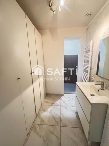 Talence maison de plain pied implantée sur un terrain de 550m² avec piscine