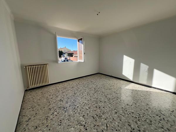 VILLA PLAIN PIED, 90 m2 (grand jardin et garage de 32m2)