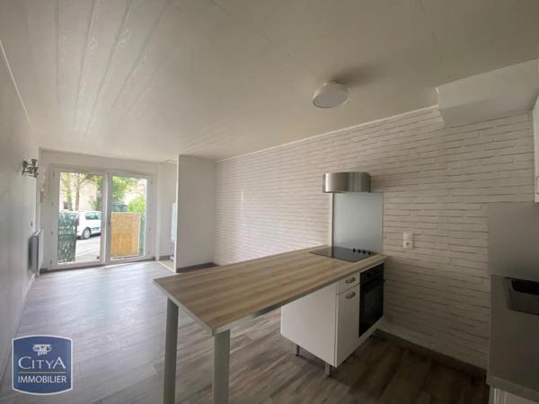 Appartement à louer 2 pièces 35.89m² Agen (47000)