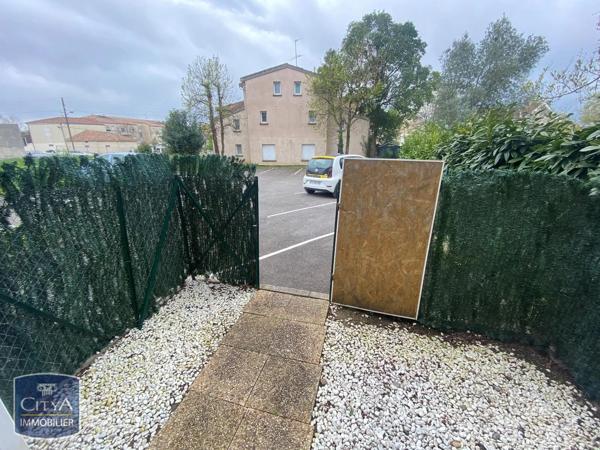 Appartement à louer 2 pièces 35.89m² Agen (47000)
