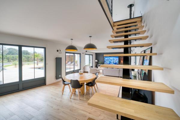 VILLA MODERNE SAINT PALAIS SUR MER VUE OCEAN AVEC PISCINE