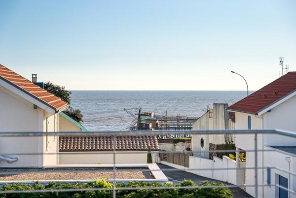 VILLA MODERNE SAINT PALAIS SUR MER VUE OCEAN AVEC PISCINE