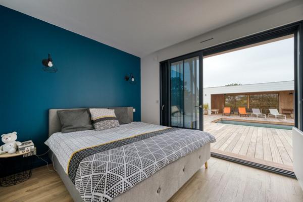 VILLA MODERNE SAINT PALAIS SUR MER VUE OCEAN AVEC PISCINE