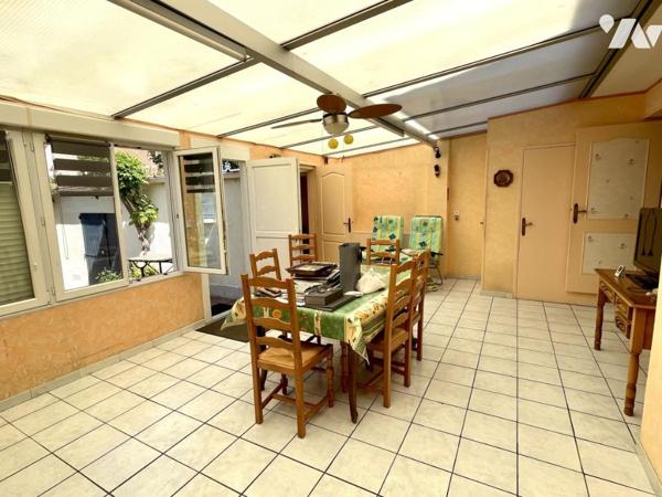 Maison avec jardin