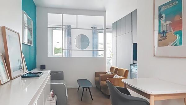 Grand studio avec un vrai coin nuit