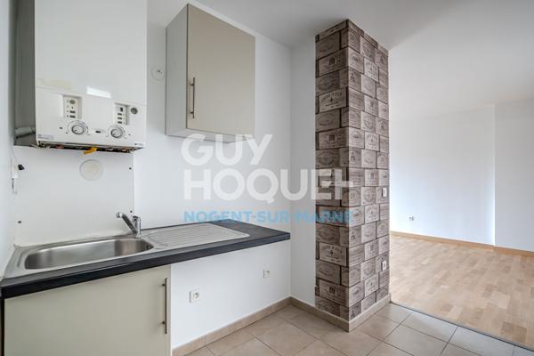 Refait à neuf / Parking / Proche Centre-Ville