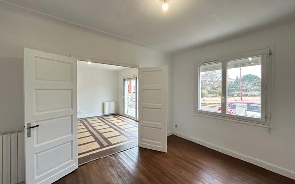 Maison à louer    3 pièces •  Renung