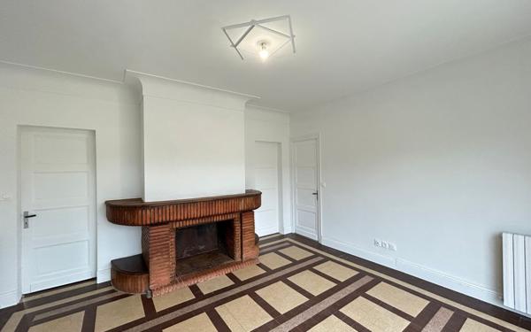 Maison à louer    3 pièces •  Renung