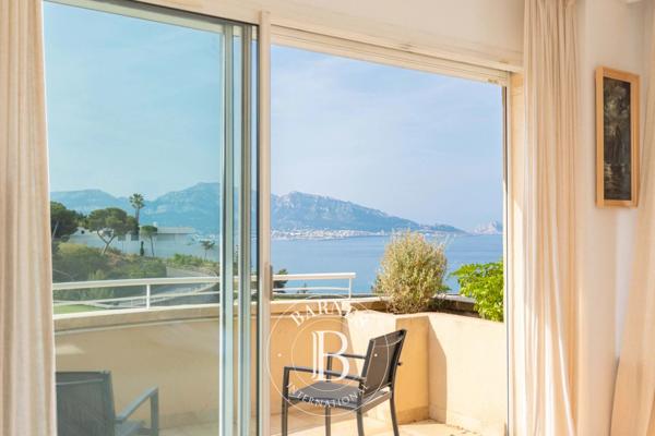 Marseille 7ème, Maison 5 Chambres -  356 m² à vendre