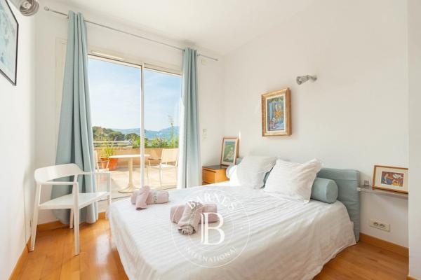 Marseille 7ème, Maison 5 Chambres -  356 m² à vendre