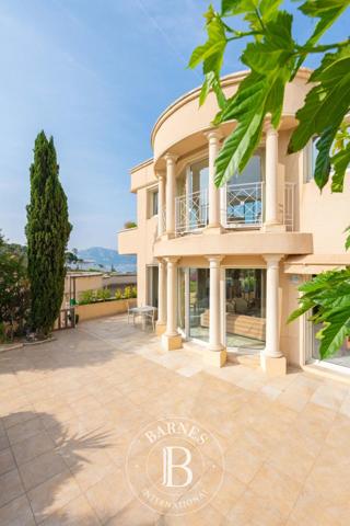 Marseille 7ème, Maison 5 Chambres -  356 m² à vendre