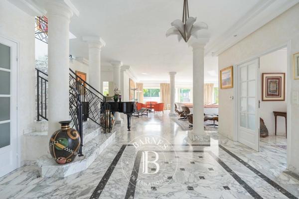 Marseille 7ème, Maison 5 Chambres -  356 m² à vendre