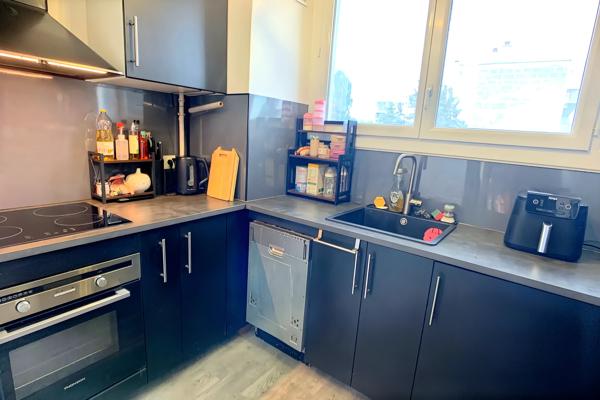 Appartement
                                                                                                                                                                                                                                                                                                                        4 pièce(s)                                                                                                                                                                                                          2 chambre(s)                                                                                                                                                                                                          66  m²