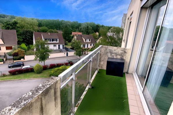 Appartement
                                                                                                                                                                                                                                                                                                                        4 pièce(s)                                                                                                                                                                                                          2 chambre(s)                                                                                                                                                                                                          66  m²