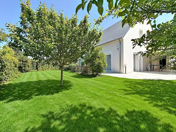 Maison Amboise quartier résidentiel