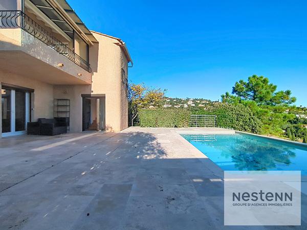 Les Issambres-Le Grand Boucharel-Vue mer -4 chambres-Piscine