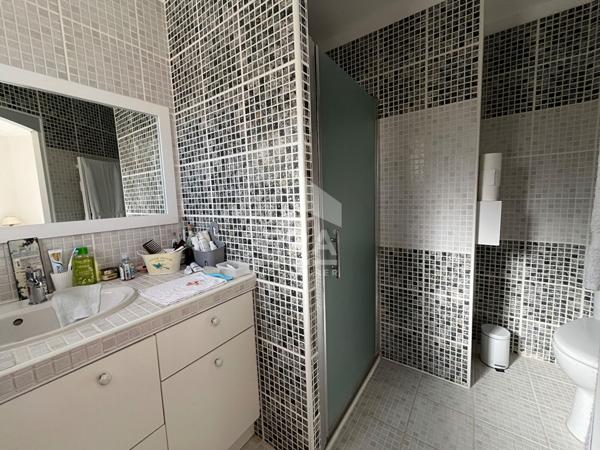 Maison de plain-pied à SARBAZAN 7 pièces 120 m²