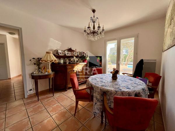 Maison de plain-pied à SARBAZAN 7 pièces 120 m²
