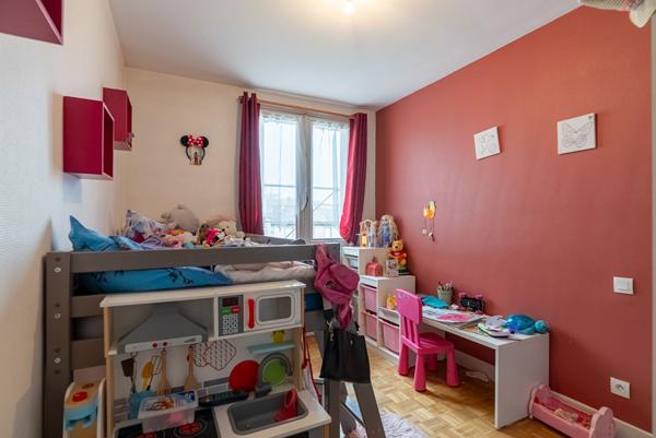 CARCASSONNE – BERGES DE L’AUDE – GAMBETTA Appartement T4 84m² avec balcon, parking , et façade ITE effectuée