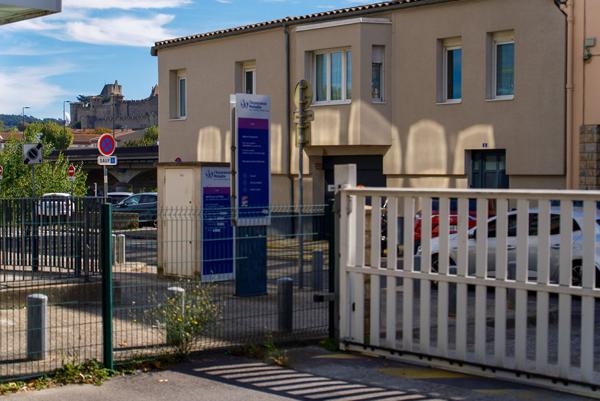CARCASSONNE – BERGES DE L’AUDE – GAMBETTA Appartement T4 84m² avec balcon, parking , et façade ITE effectuée