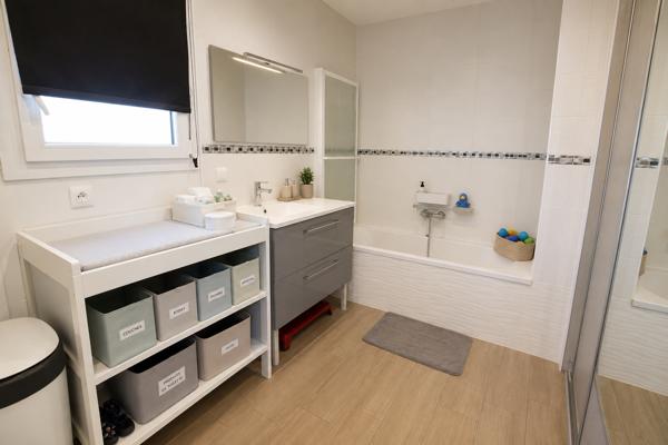 Proche de toutes commodités - Plain pied - 4 chambres