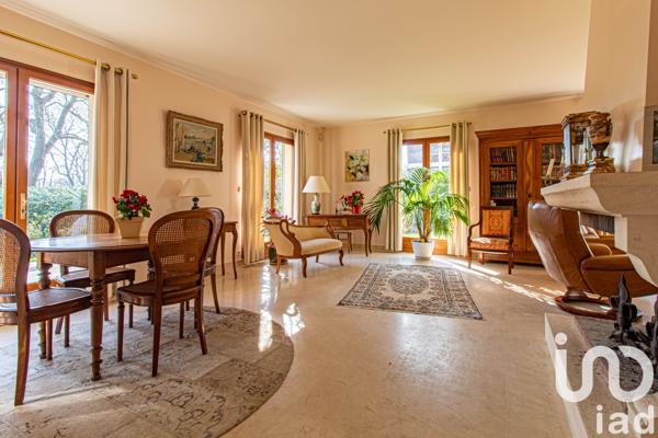 House for sale 7 rooms 200 m² L'Étang-la-Ville