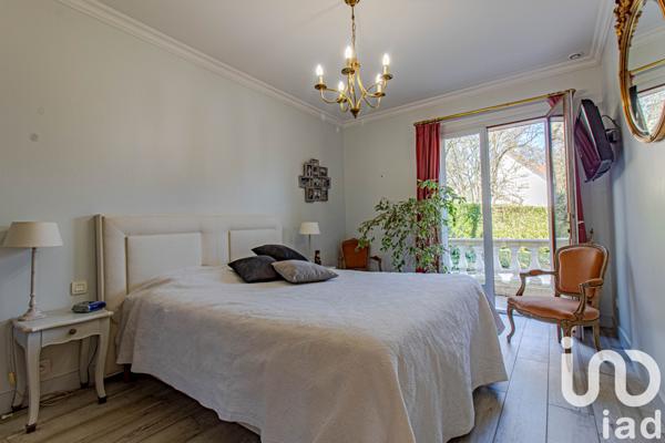 House for sale 7 rooms 200 m² L'Étang-la-Ville