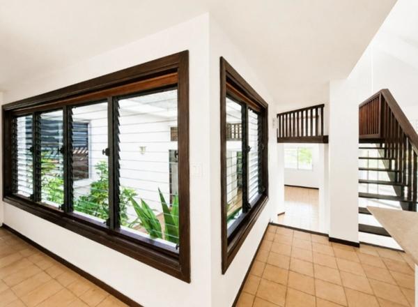 A vendre - Fort de France – Quartier Didier - Maison d'architecte – 7 Pièces – 4 Chambres + Petit T2 Indépendant