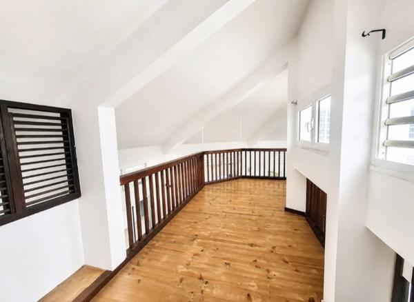 A vendre - Fort de France – Quartier Didier - Maison d'architecte – 7 Pièces – 4 Chambres + Petit T2 Indépendant