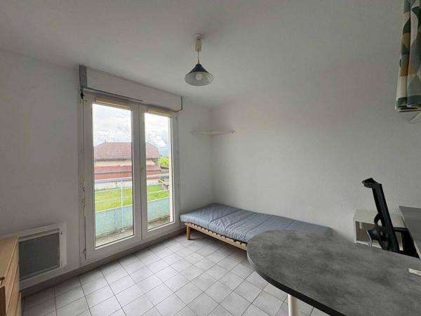 Appartement 1 pièce                                        - 38100 Grenoble Réf : 5092