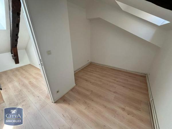 Appartement à louer 3 pièces 49.62m² Tours (37000)
