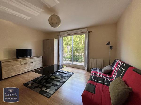 Appartement à louer 1 pièce 22.9m² Lèves (28300)