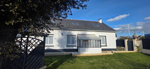 Maison familiale de 116 m²  habitable, offrant 4 chambres et un grand jardin