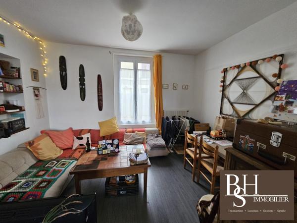 Poitiers au pied du centre-ville, appartement T3,55 m² avec cave.