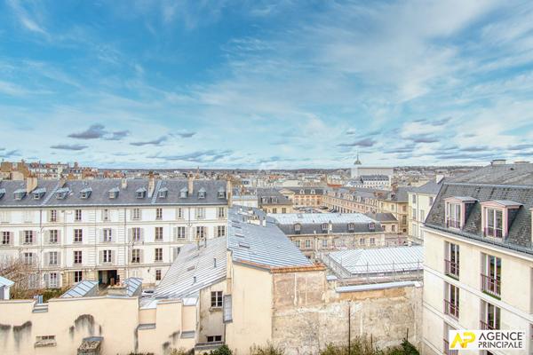 Versailles Notre-Dame Appartement 3 pièces 60.11 m² dernier étage avec ascenseur et parking €475 000 ** - Référence 26541