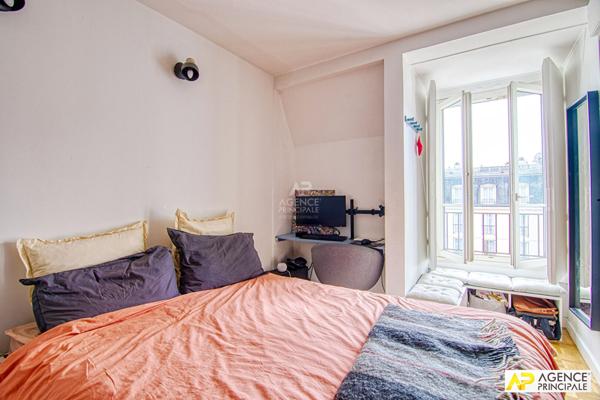 Versailles Notre-Dame Appartement 3 pièces 60.11 m² dernier étage avec ascenseur et parking €475 000 ** - Référence 26541