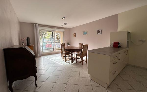 Appartement à vendre    3 pièces • 60,35 m2 Chelles