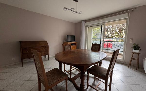 Appartement à vendre    3 pièces • 60,35 m2 Chelles