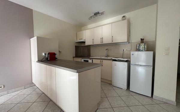 Appartement à vendre    3 pièces • 60,35 m2 Chelles