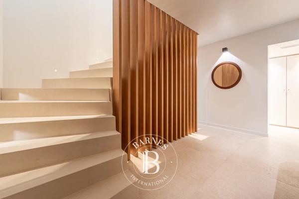 Aix-en-Provence, Maison de ville 6 Chambres -  310 m² à vendre