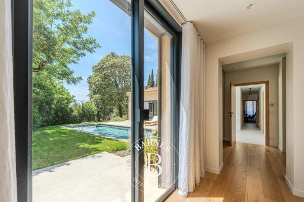 Aix-en-Provence, Maison de ville 6 Chambres -  310 m² à vendre