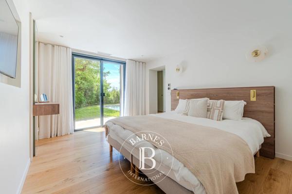 Aix-en-Provence, Maison de ville 6 Chambres -  310 m² à vendre