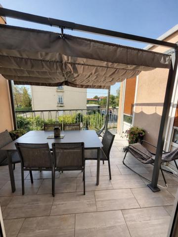 Appartement de 164 m² avec jardin et 2 garages