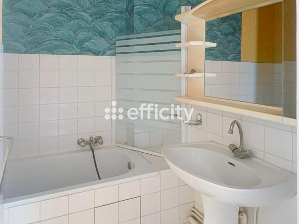 Immeuble 9 pièces - 175 m²