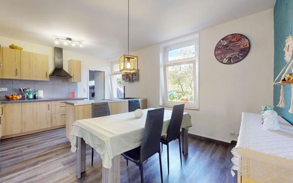 Maison à vendre    5 pièces • 103 m2 Clouange