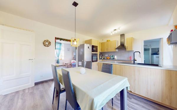 Maison à vendre    5 pièces • 103 m2 Clouange