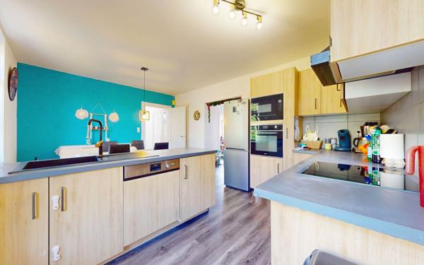 Maison à vendre    5 pièces • 103 m2 Clouange