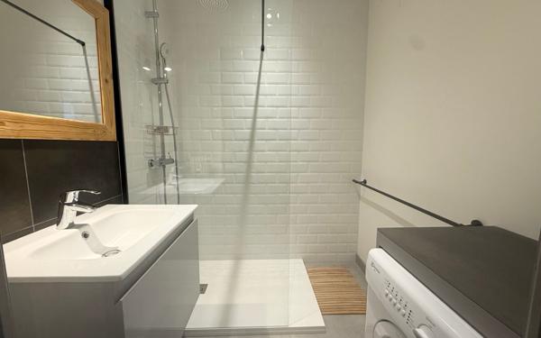 Appartement à vendre    2 pièces •  Aix-les-Bains