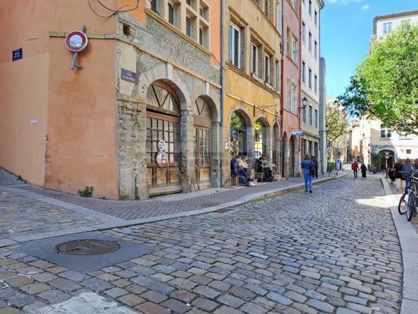 APPARTEMENT T1 A VENDRE - LYON 5EME ARRONDISSEMENT - 34 m 2 - 159 000 €